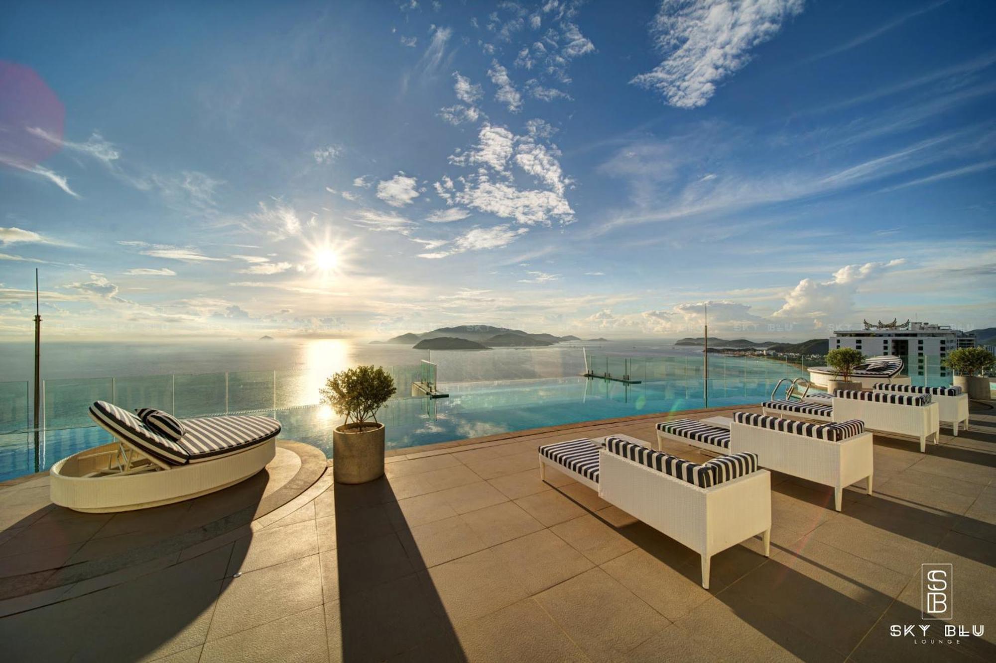 Coastal Panorama Oceanfront Suites Nha Trang Eksteriør billede