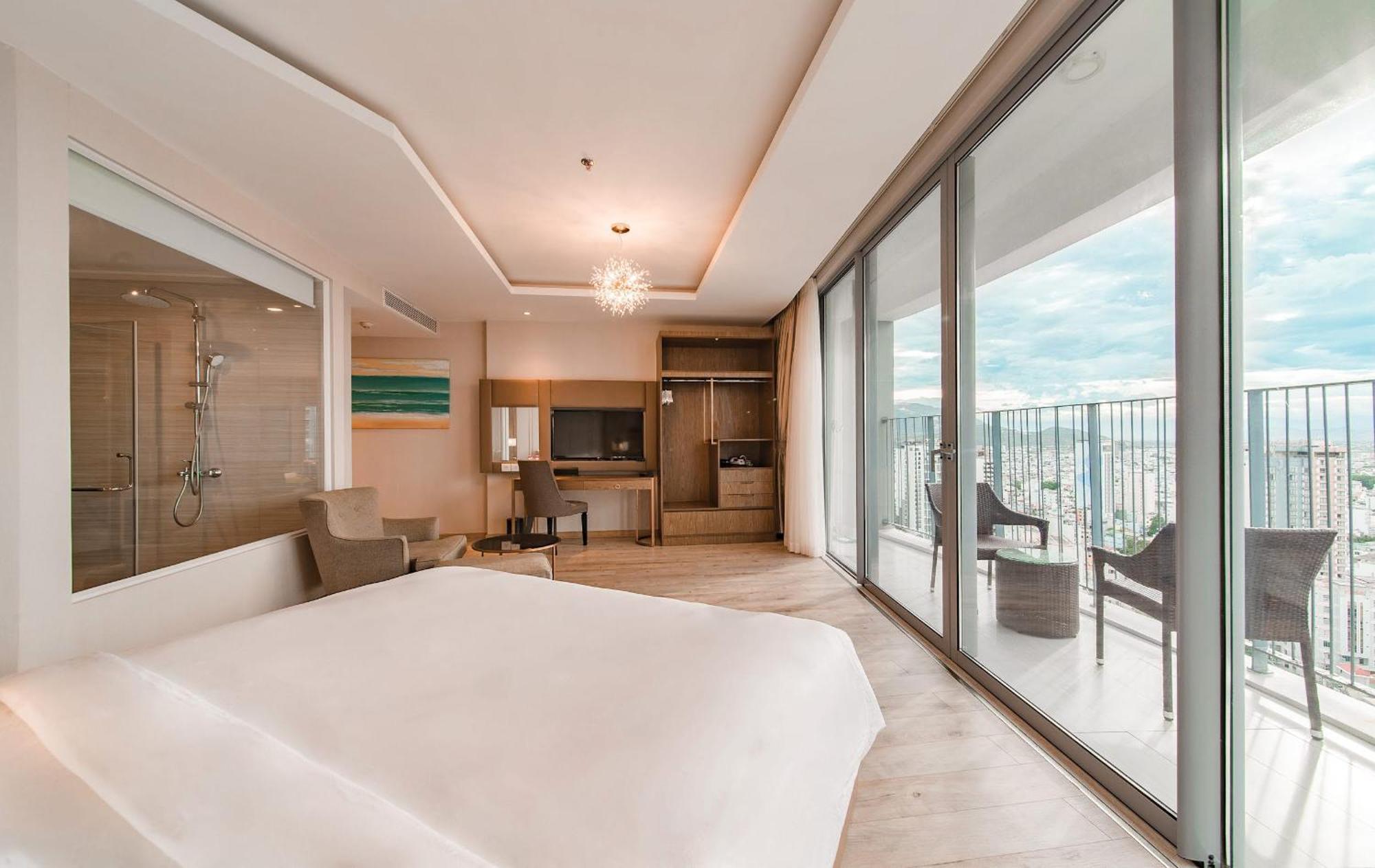 Coastal Panorama Oceanfront Suites Nha Trang Eksteriør billede