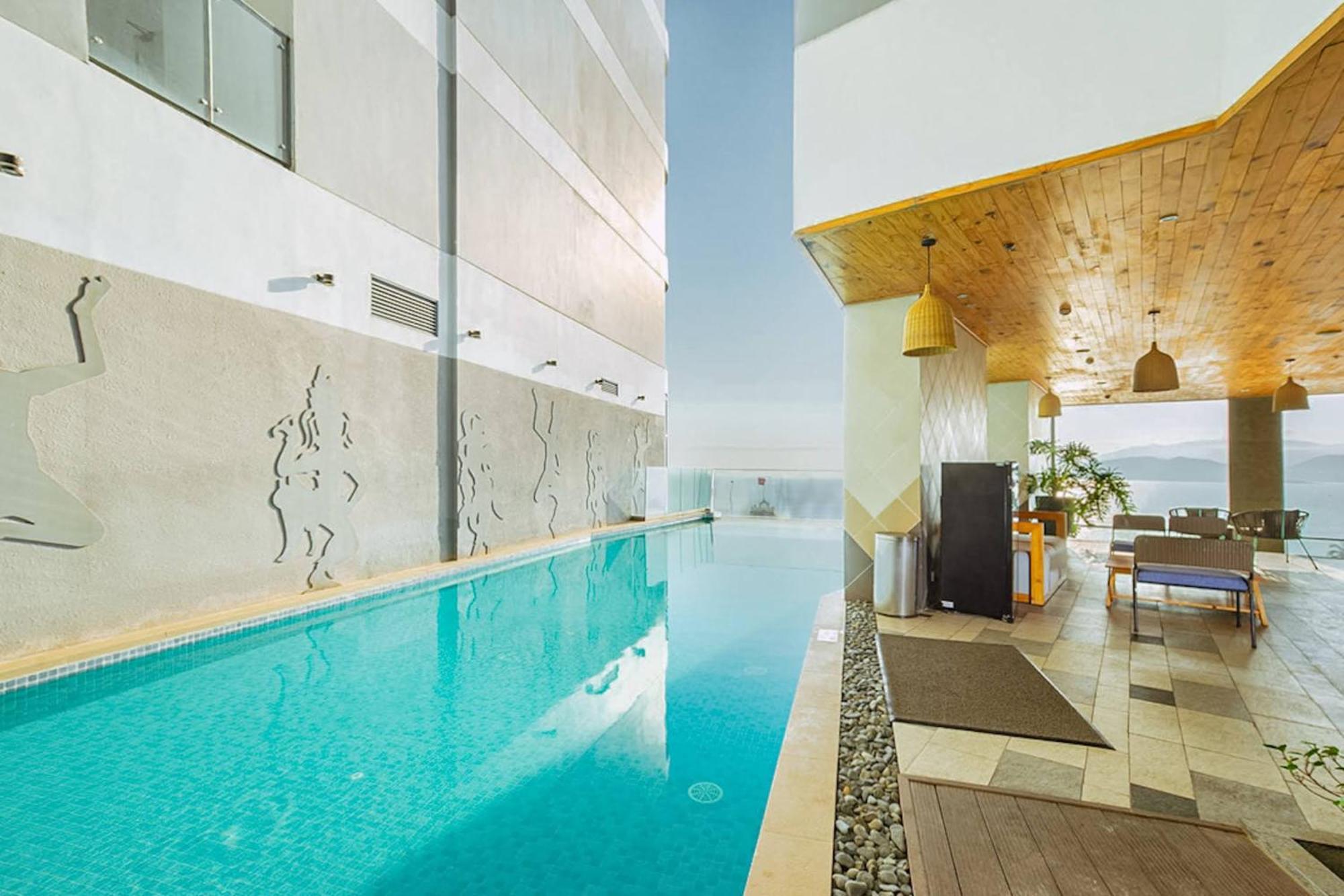 Coastal Panorama Oceanfront Suites Nha Trang Eksteriør billede