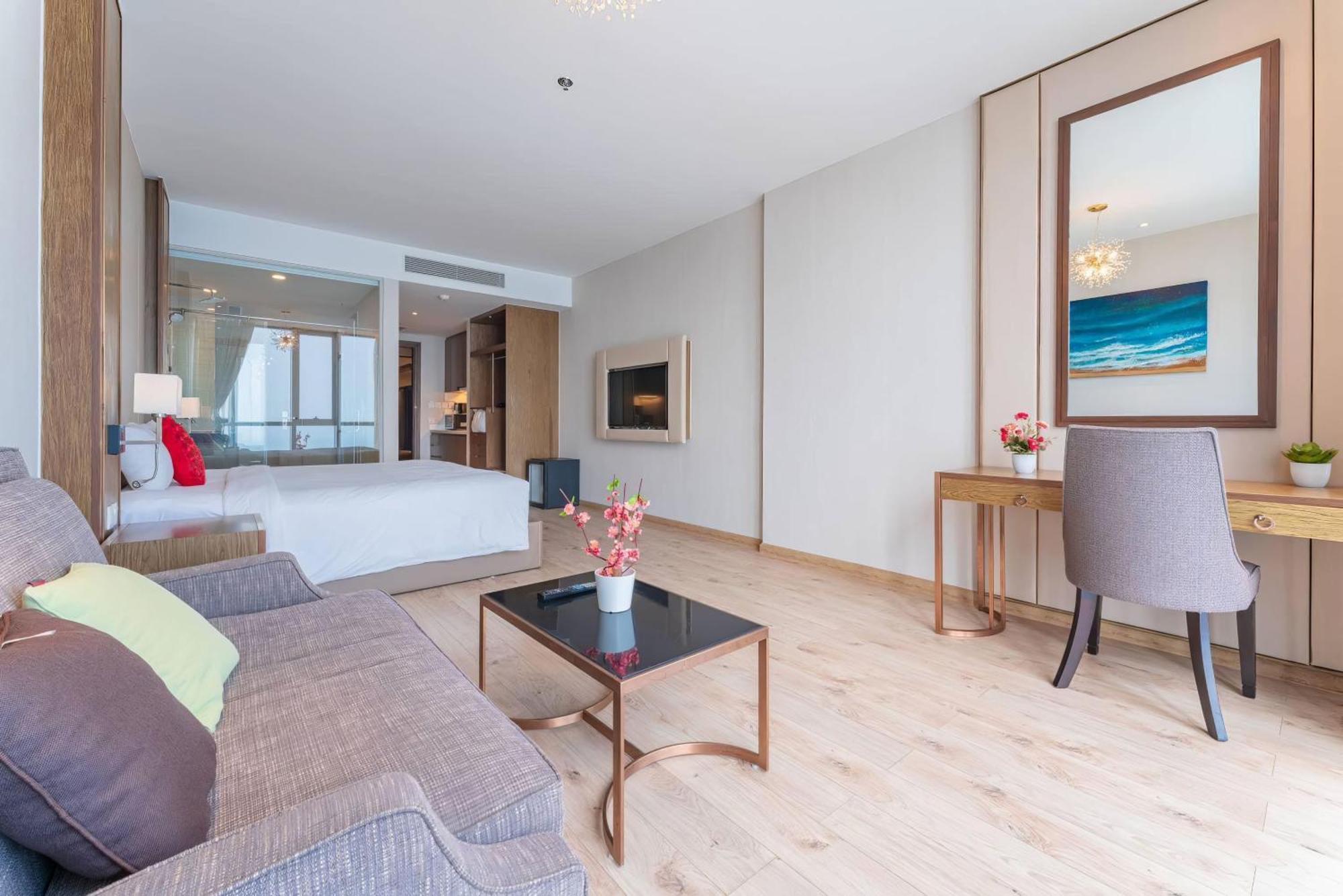 Coastal Panorama Oceanfront Suites Nha Trang Eksteriør billede