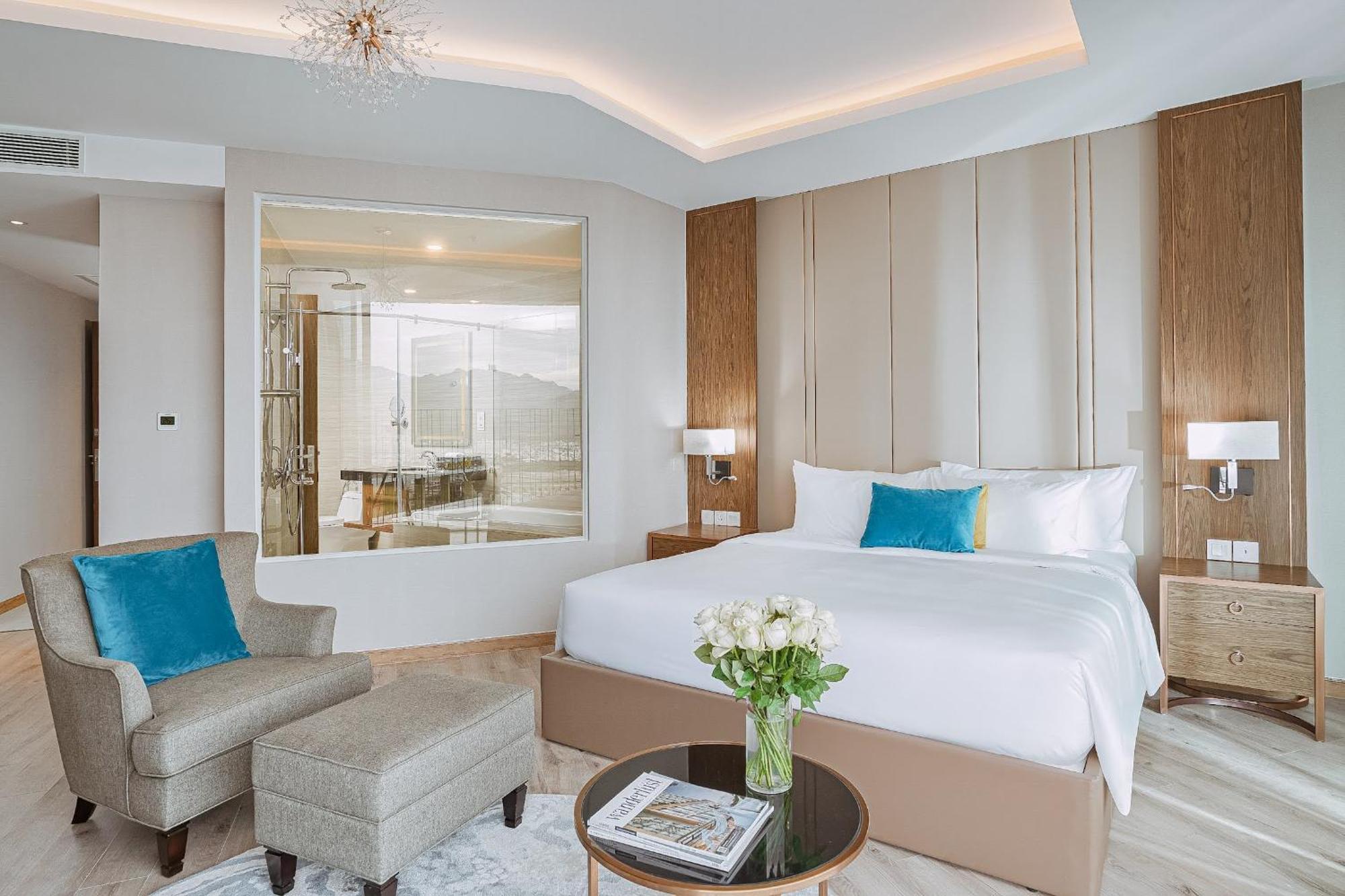 Coastal Panorama Oceanfront Suites Nha Trang Eksteriør billede