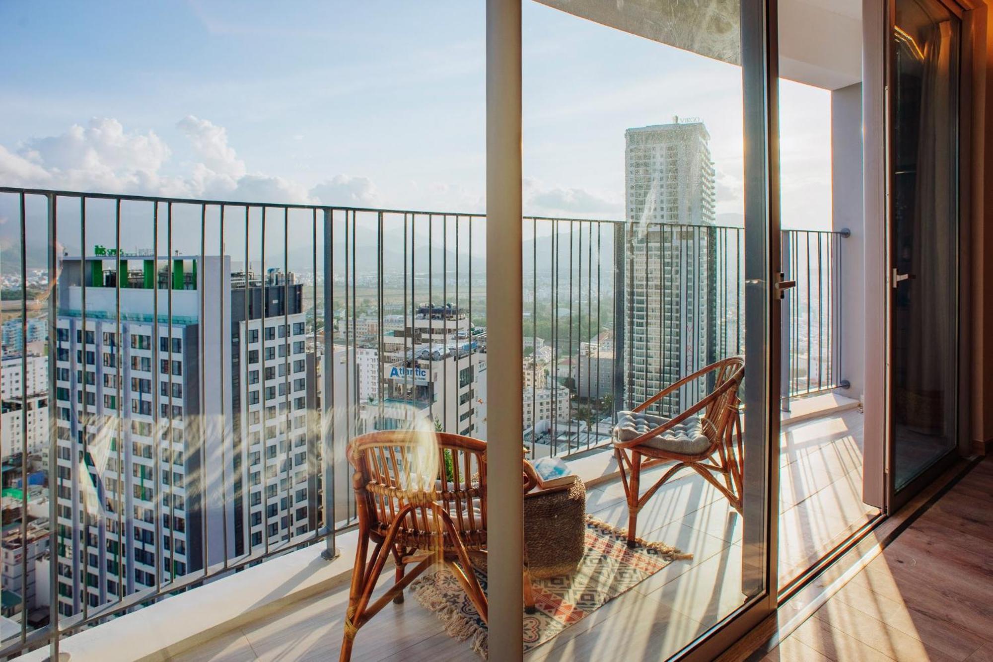 Coastal Panorama Oceanfront Suites Nha Trang Eksteriør billede