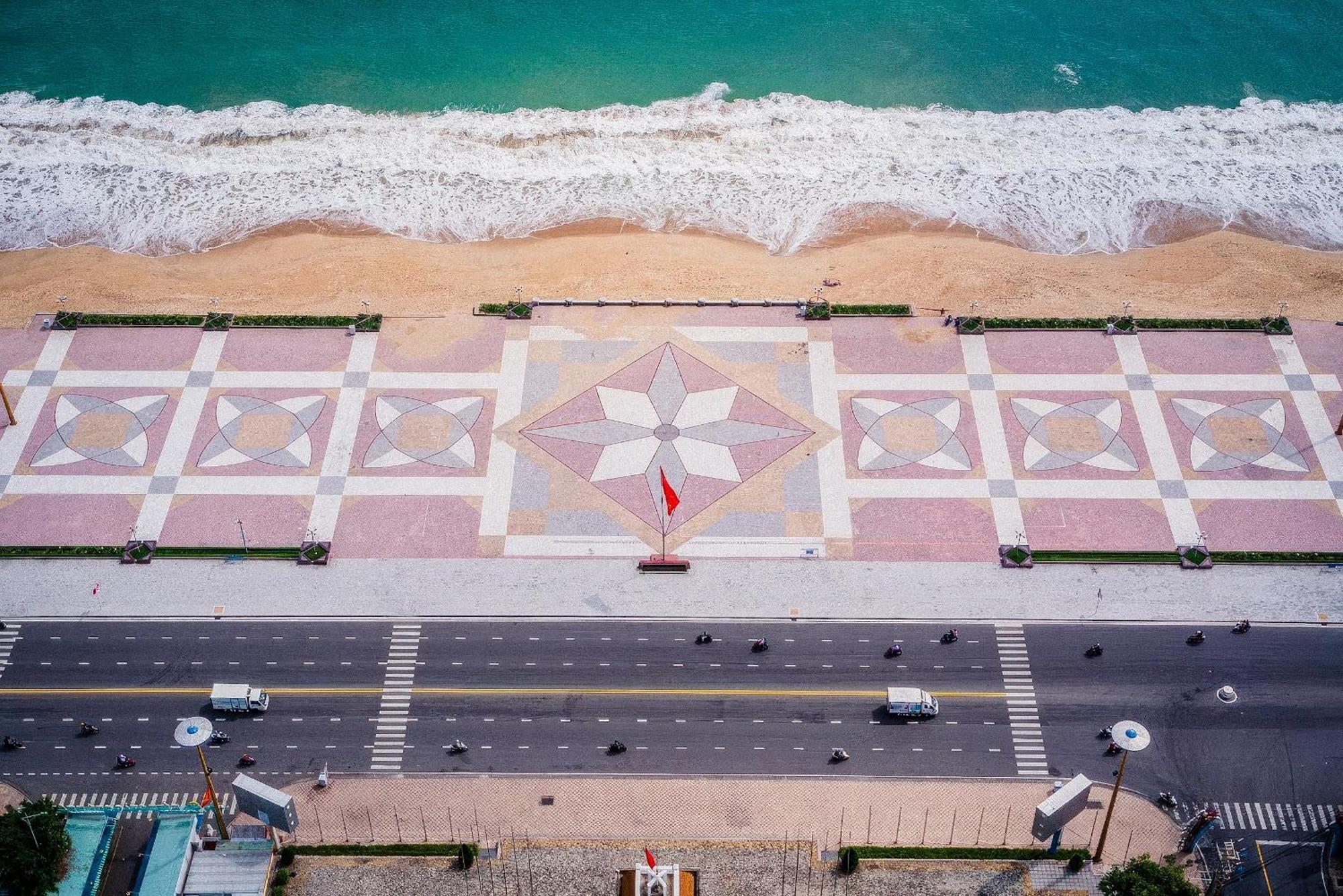 Coastal Panorama Oceanfront Suites Nha Trang Eksteriør billede